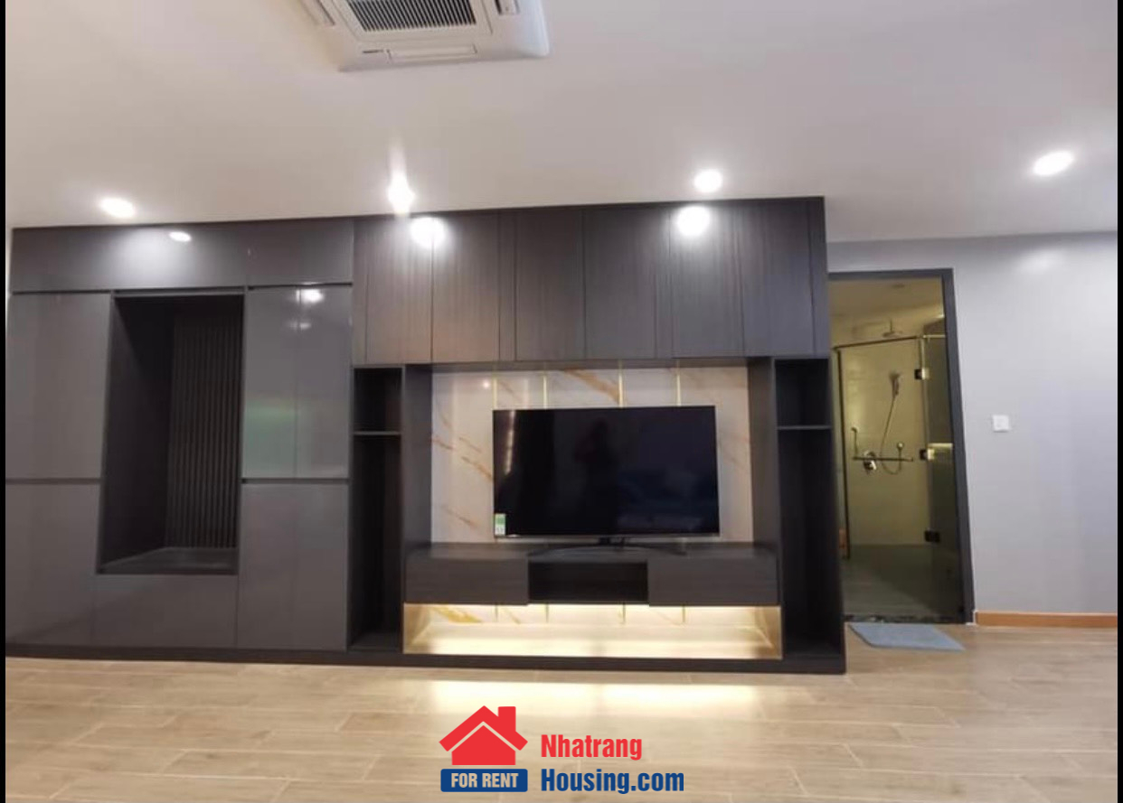 Gold Coast for rent | Two bedrooms apartment | 18 million